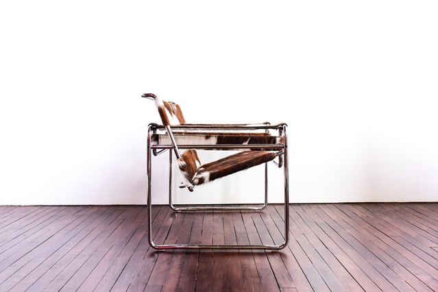 The Saarinen chair collection, Jorge Ferrari-Hardoy, Eero Saarinen, Bird Chair, John Deere headquaters